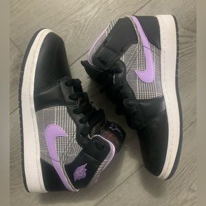 Jordan AJ 1 Mid